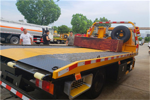 东源附近拖车电话号码服务