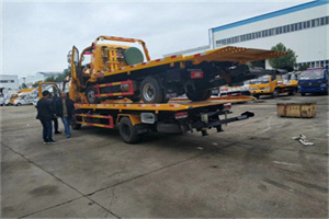 东源同城汽车补胎